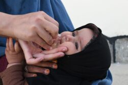 Taliban stops female health workers deliver polio