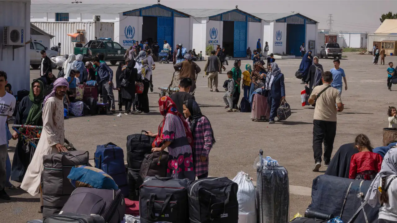 IOM: 54 Percent of Afghan Returnees Unable to Meet Basic Needs as Winter Approaches